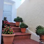 Feriehus Bougainville House