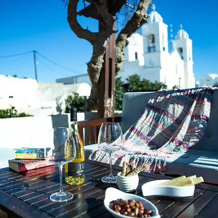 Feriehus Bougainville House Megalochori (Santorini)