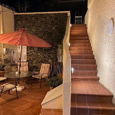 Holiday home Bougainville House