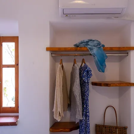 Bougainville House Holiday home Megalochori (Santorini)