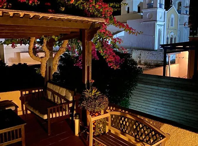 Bougainville House *