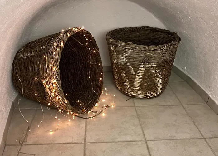 Bougainville House Megalohóri