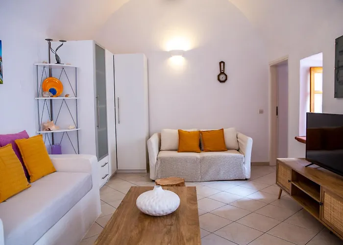 Bougainville House Nyaraló